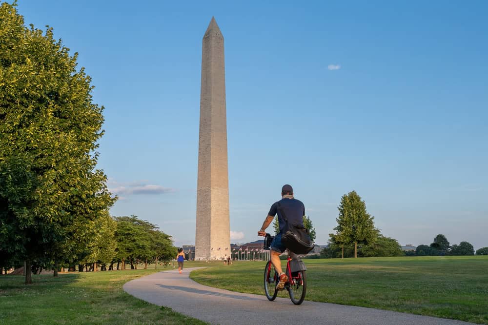 Cycling into history—golden hour at the Washington Monument.