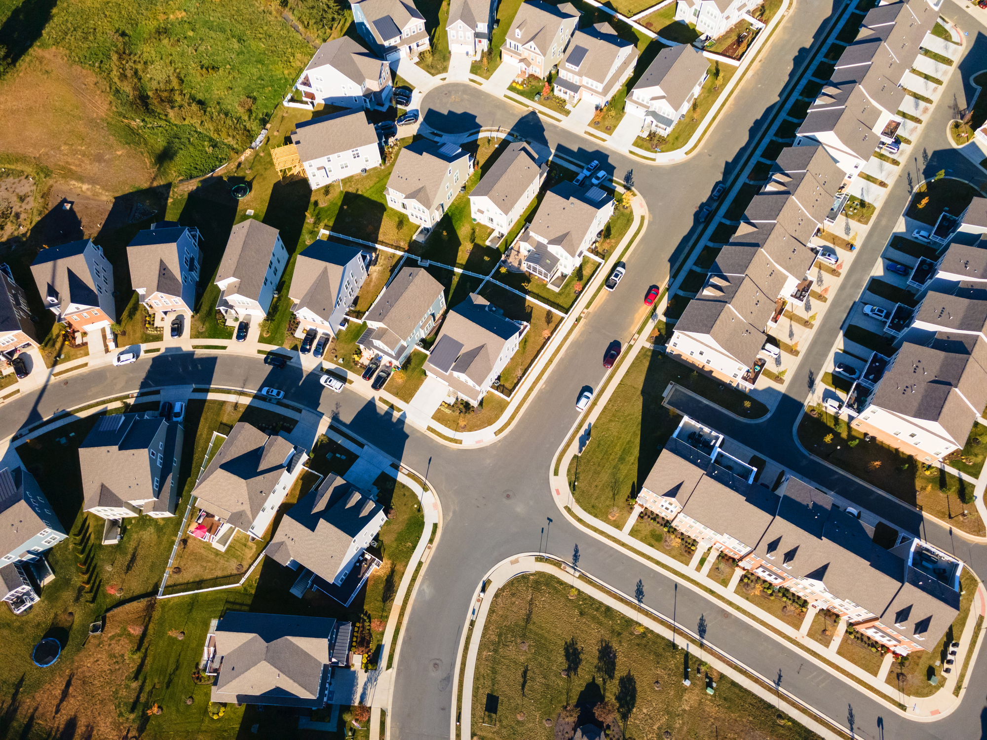 Aerial view of the urban planning area with its houses and streets.