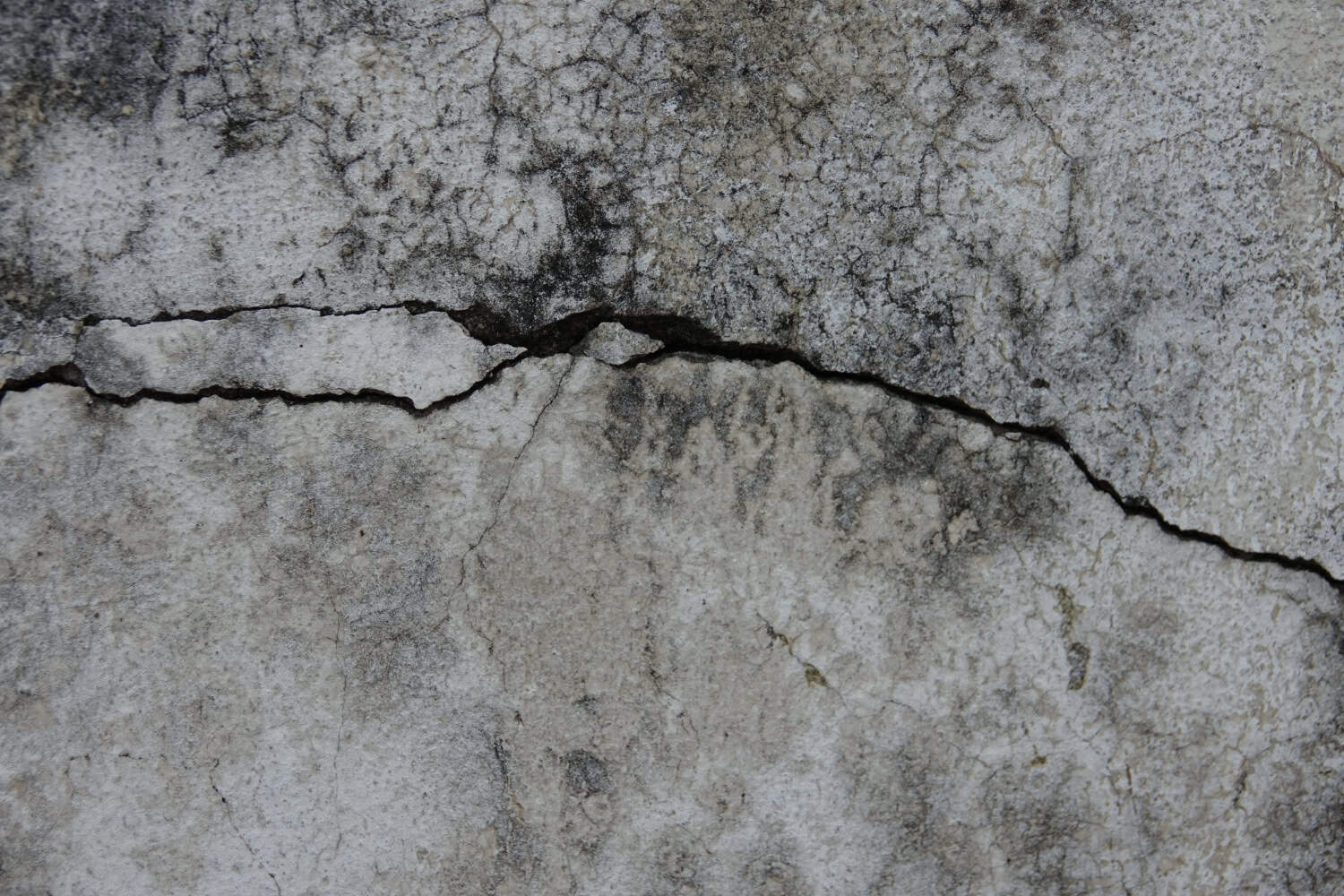 Foundation Cracks